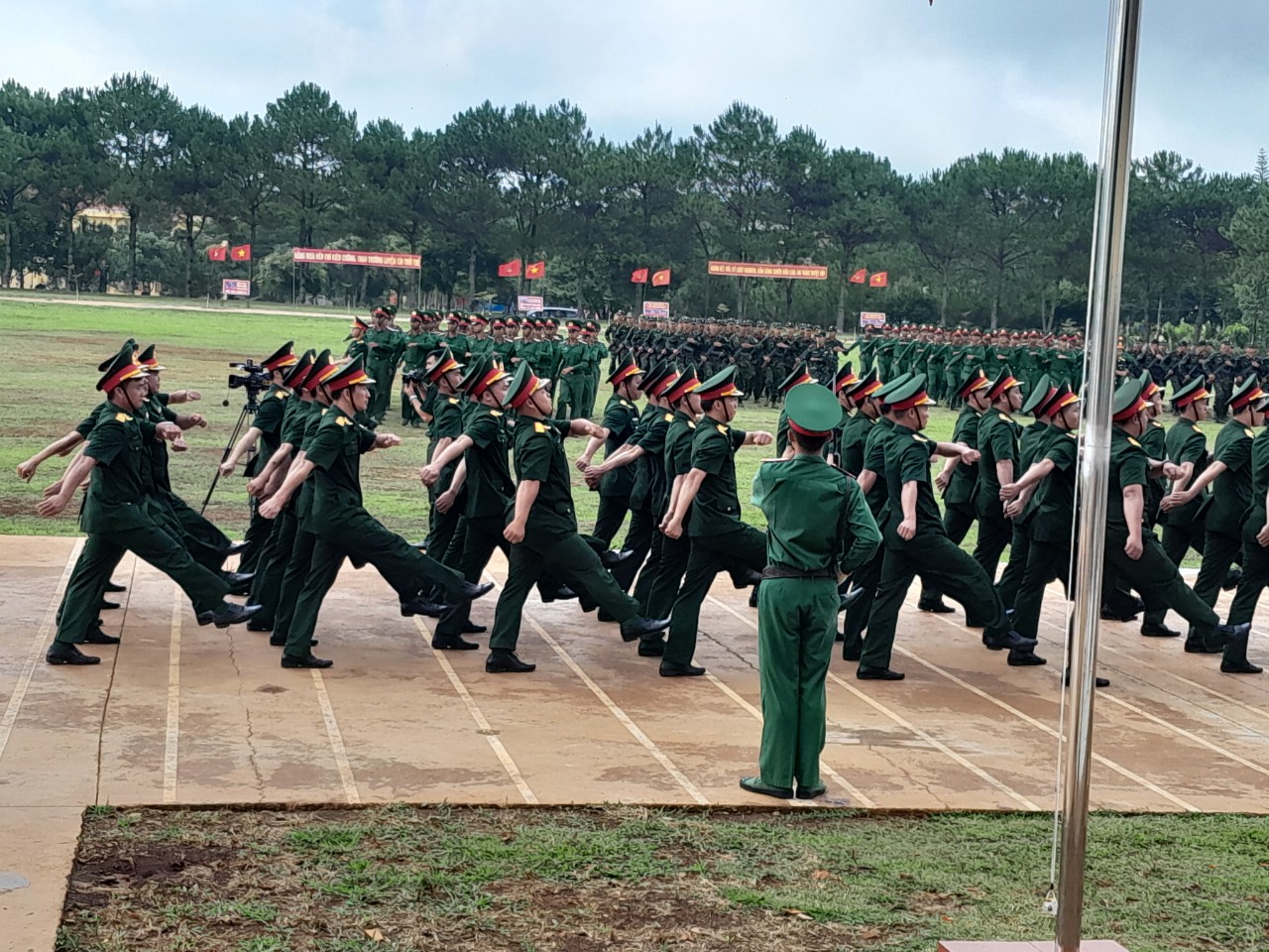 DỰ LỄ TUYÊN THỆ VÀ THĂM CHIẾN SĨ MỚI NHẬP NGŨ NĂM 2023